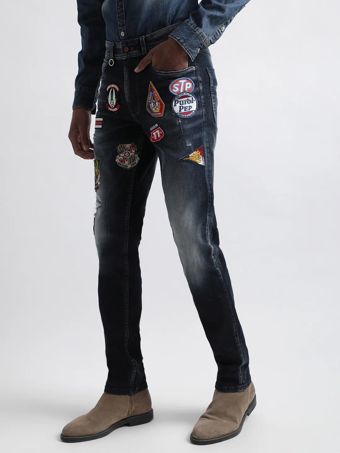 Iconic Men Black Solid Slim Fit Jeans - Image 2