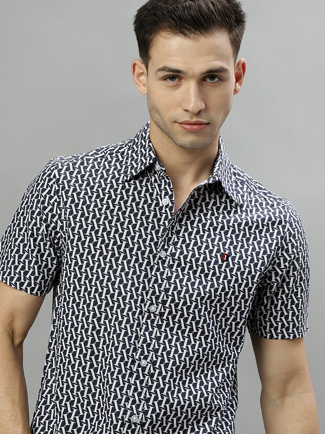 Iconic Navy Logo Regular Fit Shirt - Image 5