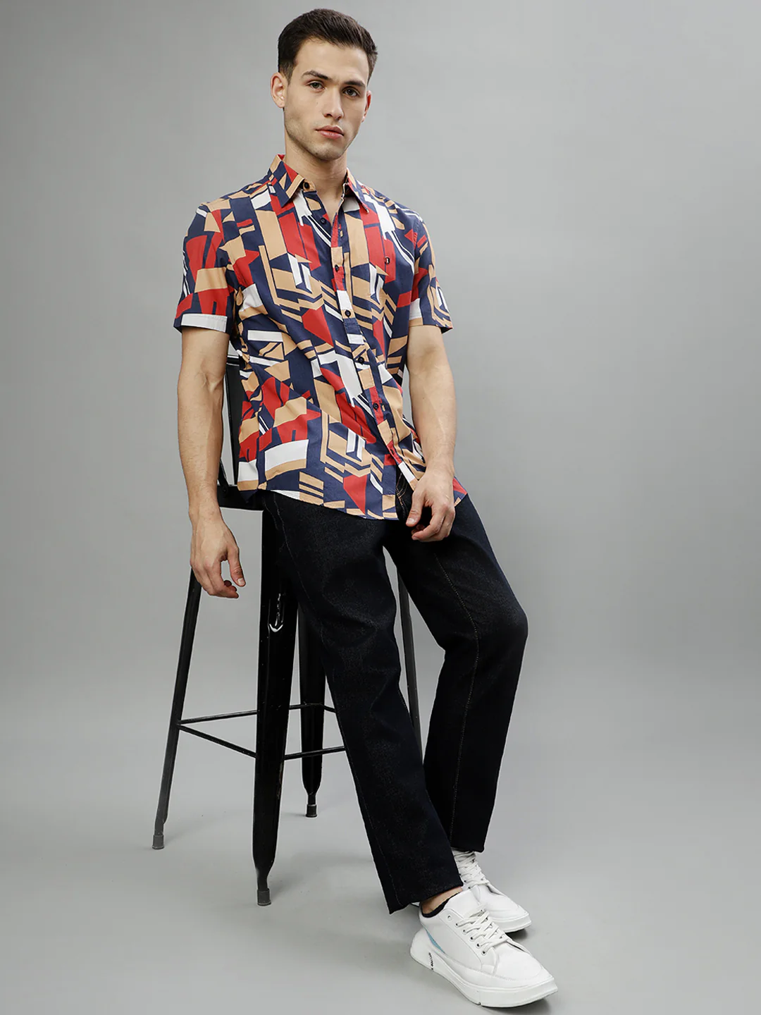 Iconic Multi Printed Regular Fit Shirt - Image 5