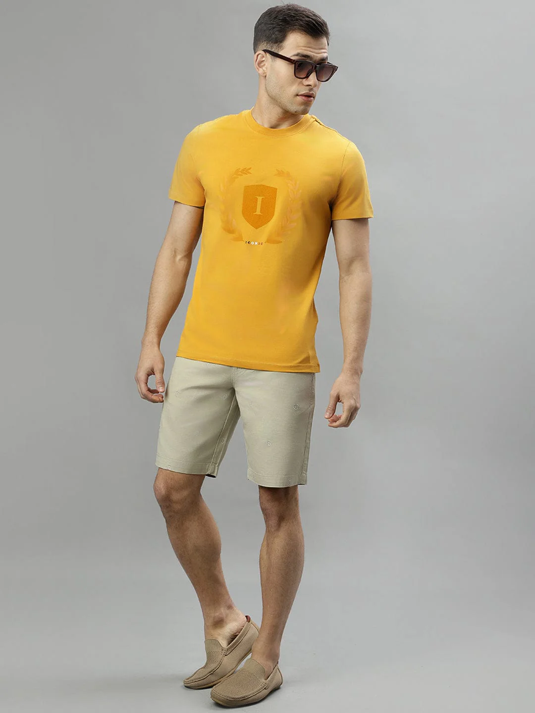 Iconic Men Beige Regular Fit Shorts - Image 4
