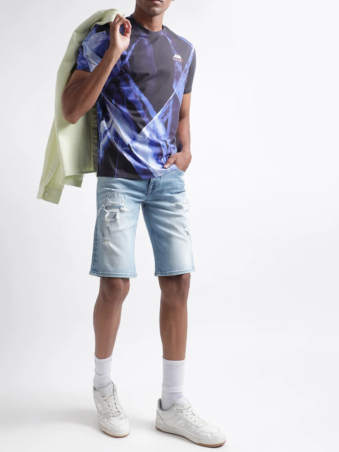 Iconic Multi Printed Regular Fit Tshirt - Image 5