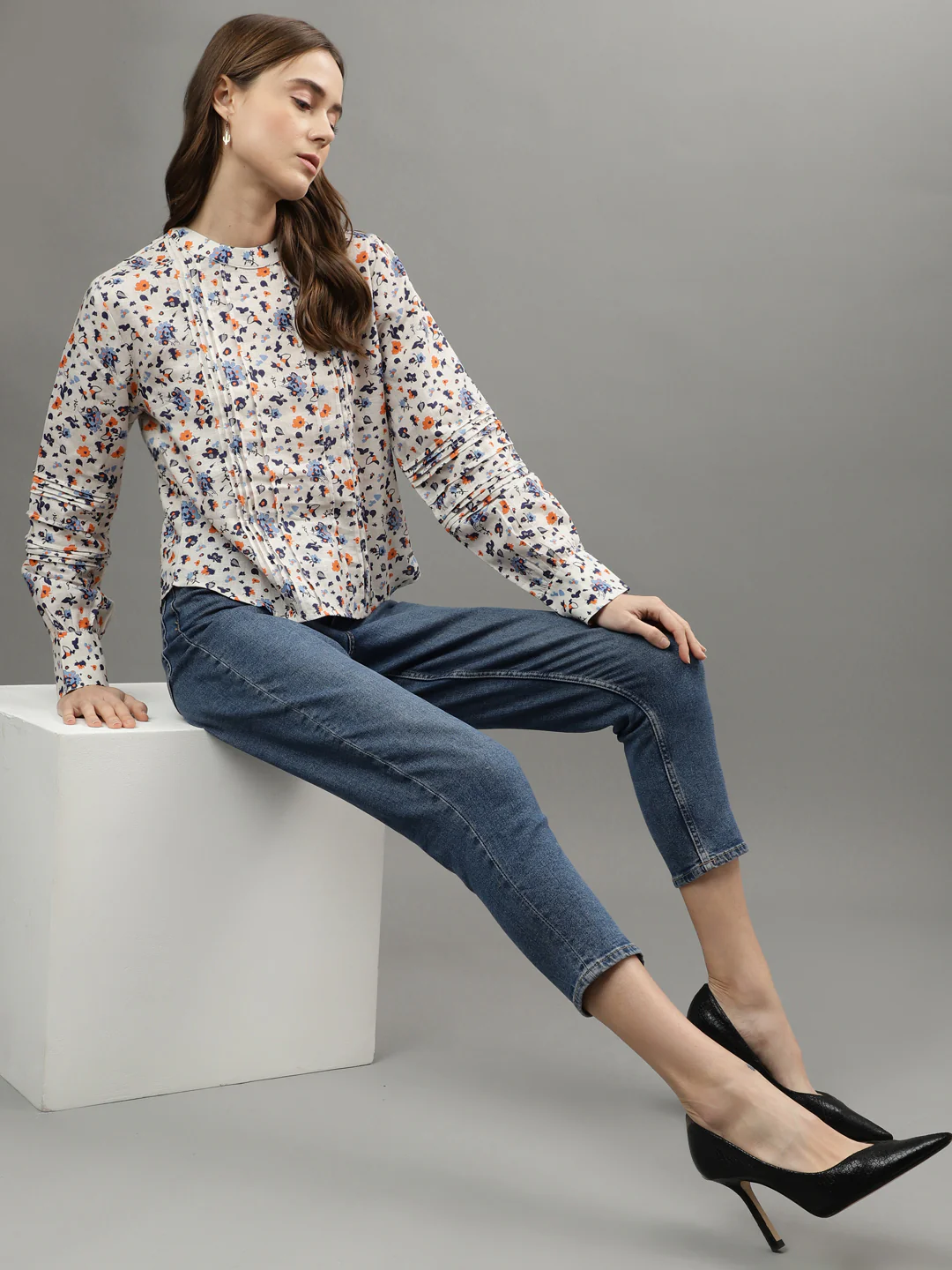 Iconic Women Multi Solid Band Collar Top - Image 5