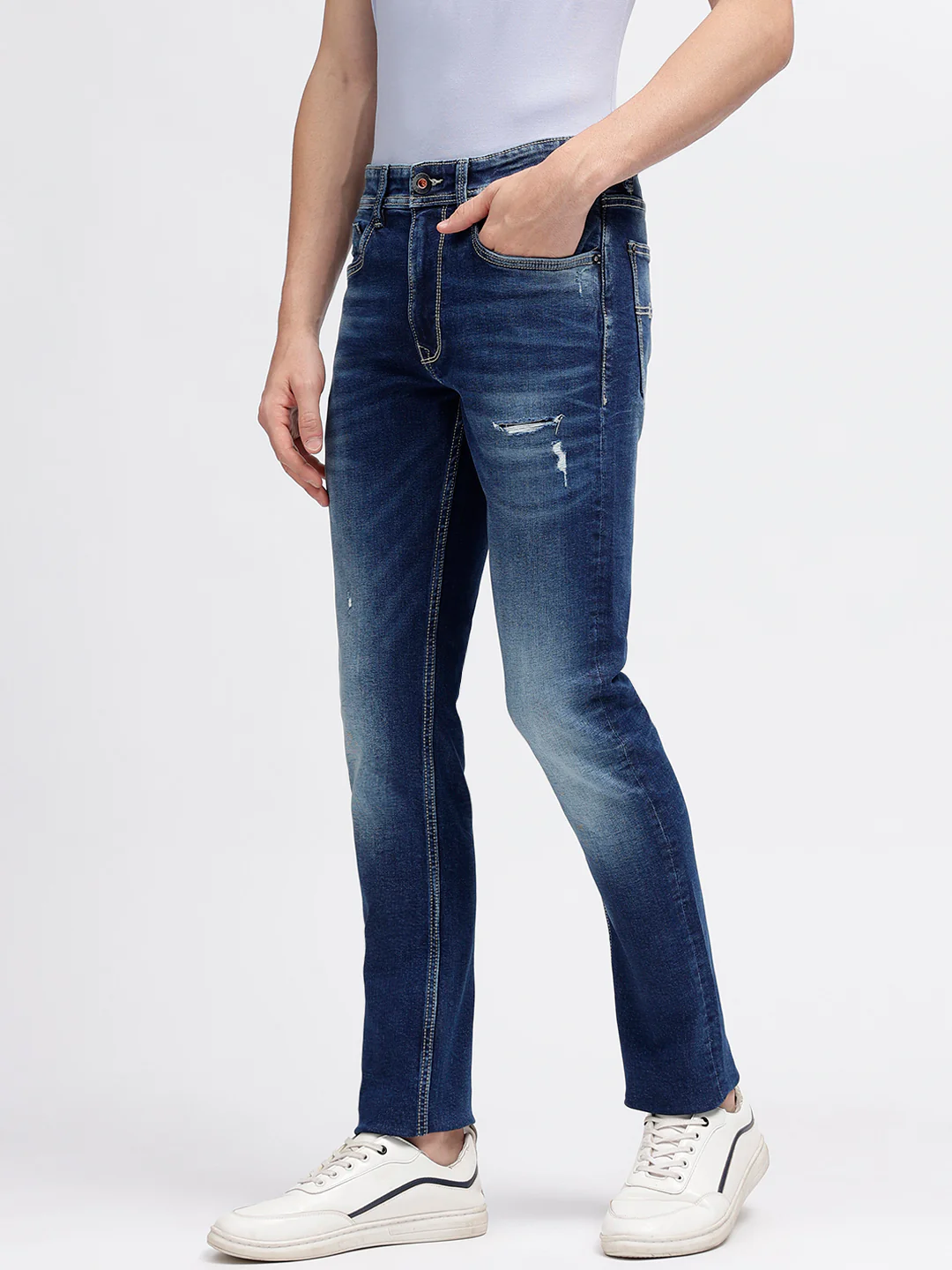 Iconic Men Blue Washed Mid-Rise Skinny Fit Jeans - Image 2