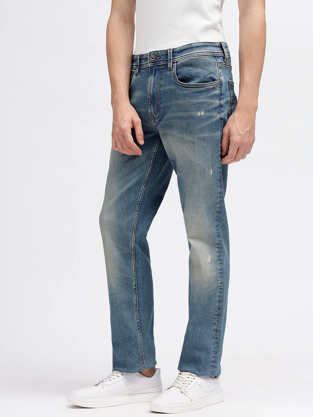 Iconic Men Blue Washed Mid-Rise Slim Fit Jeans - Image 2