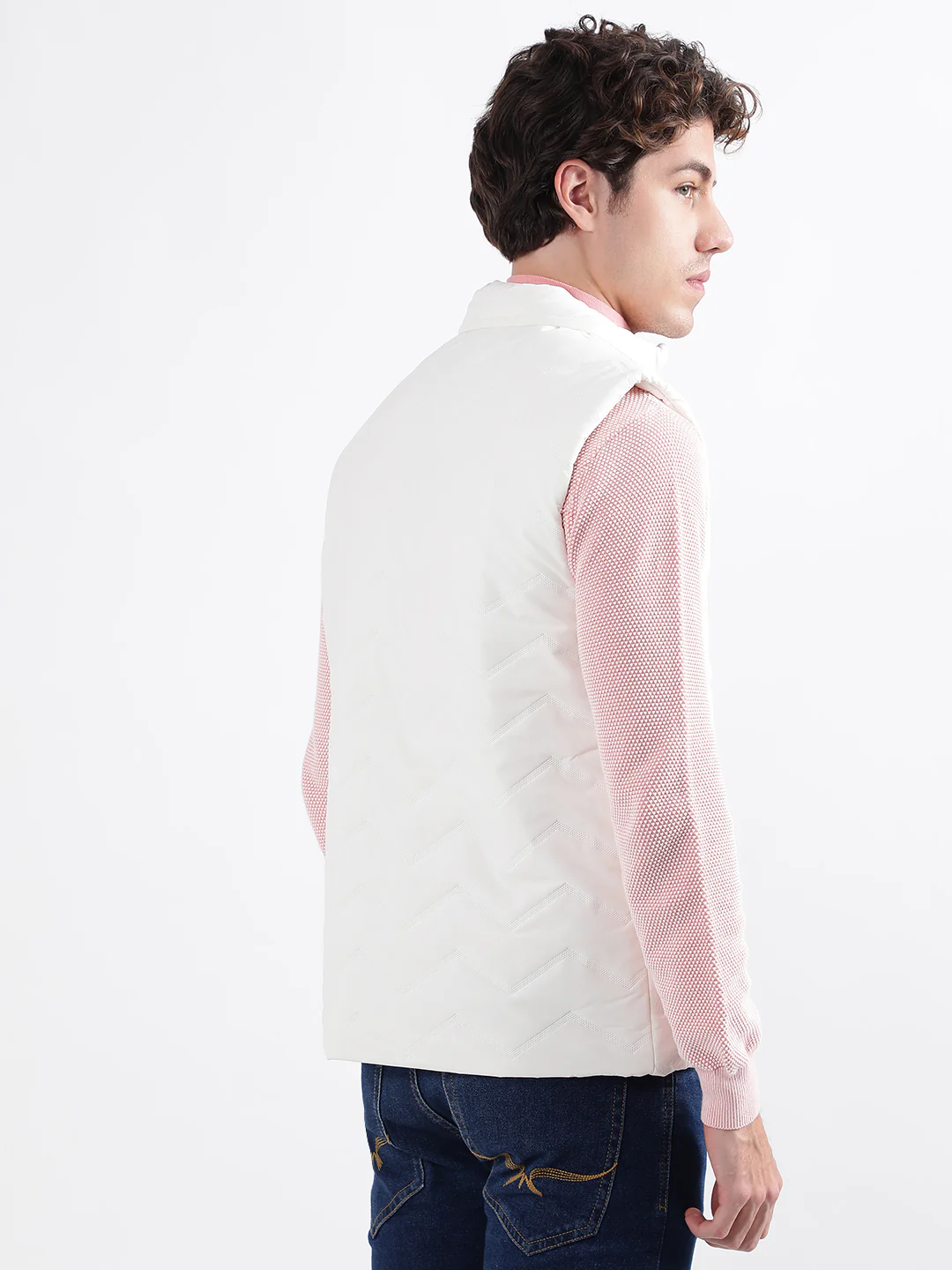 Iconic Men White Solid Stand Collar Sleeveless Puffer Jacket - Image 3