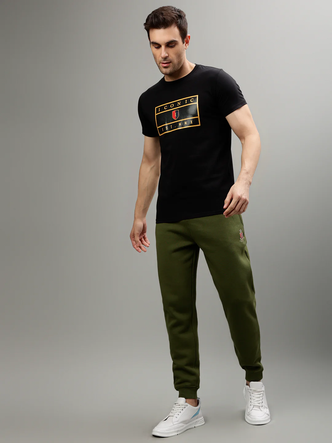 Iconic Men Green Solid Regular Fit Jogger Track Pantss - Image 5