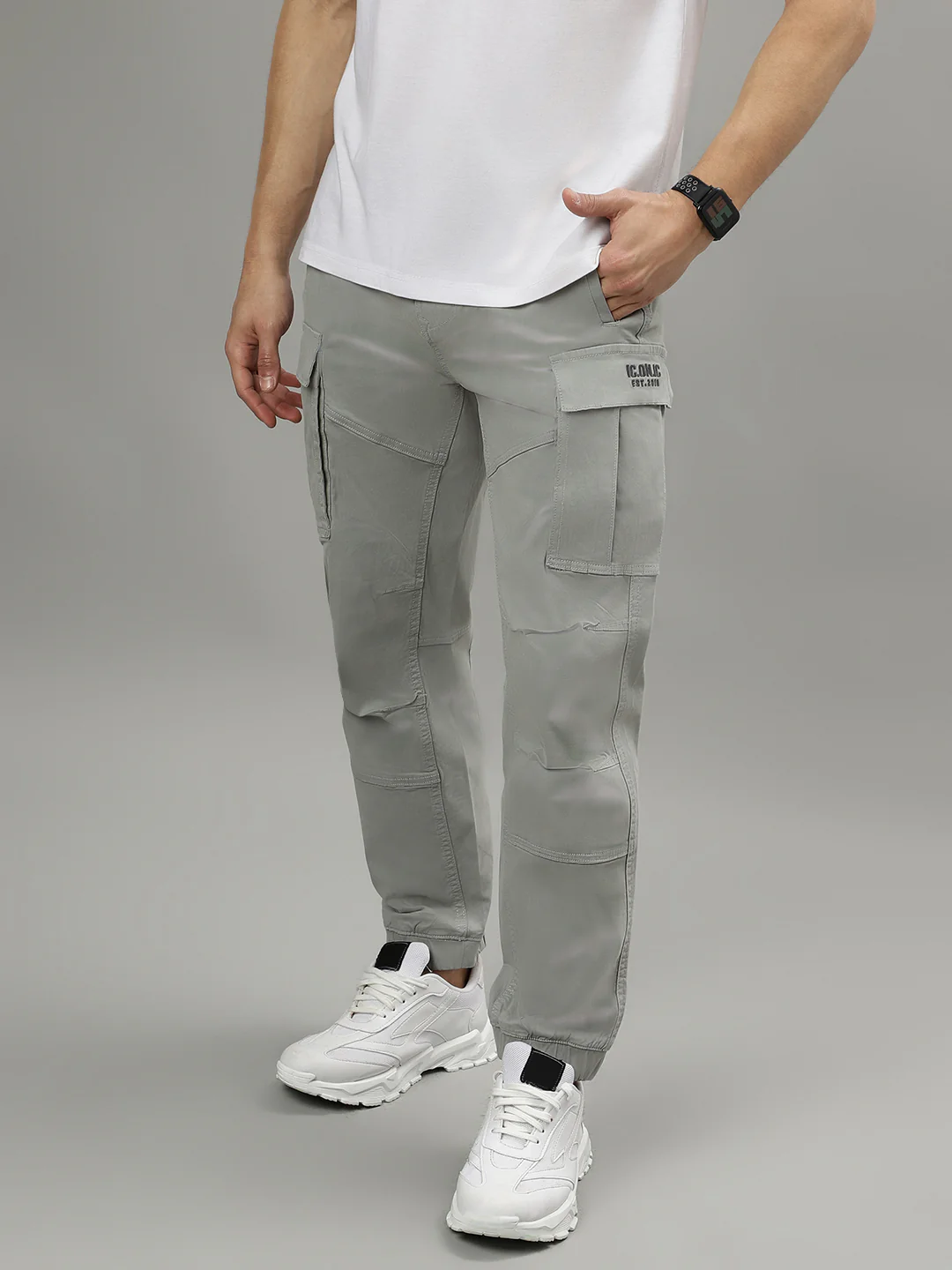 Iconic Men Solid Mid-rise Regular Fit Cargo Trouser - Image 5