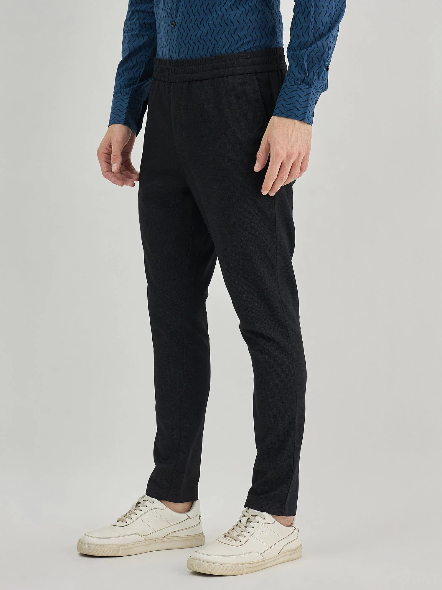 Iconic Men Black Slim Fit Trouser - Image 4