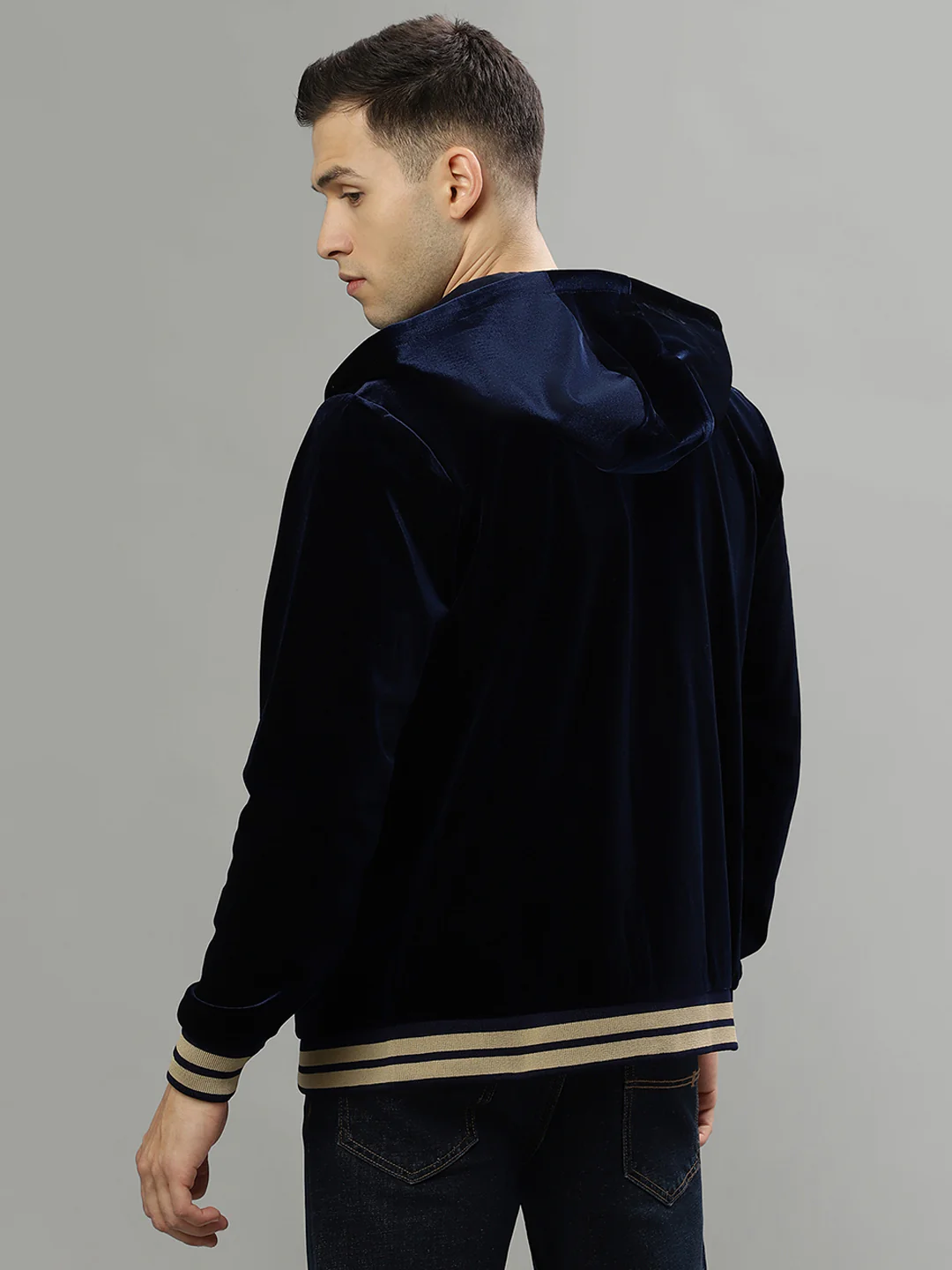 Iconic Men Navy Blue Solid Hooded Long Sleeves Jacket - Image 4