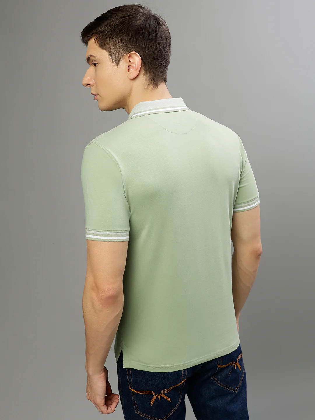 Iconic Men Green Solid Polo Collar Short Sleeves Tshirt - Image 3