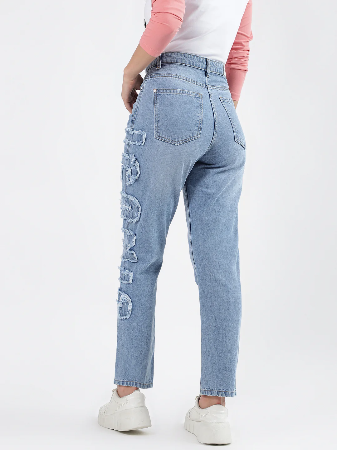 Iconic Women Blue Faded Relaxed Fit Jeans - Image 3