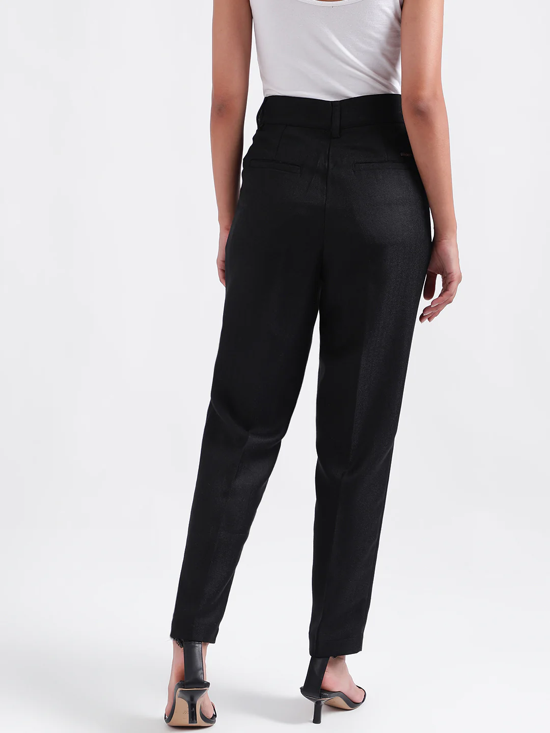 Iconic Women Black Solid Regular Fit Trouser - Image 4