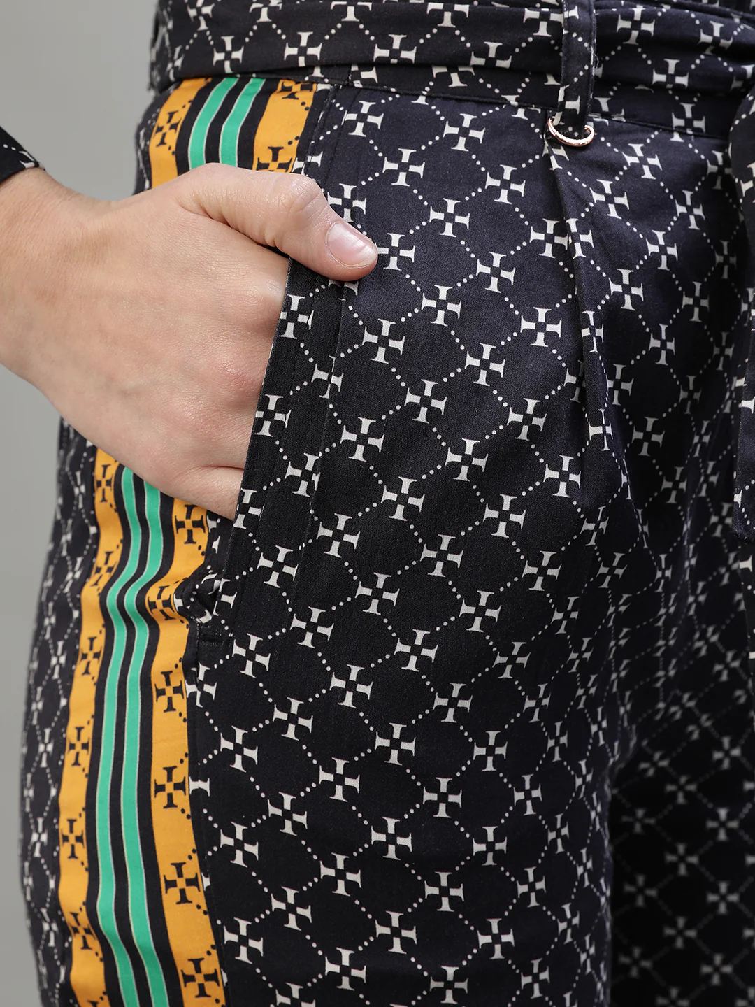 Iconic Women Multi Printed Straight Fit Trouser - Image 7