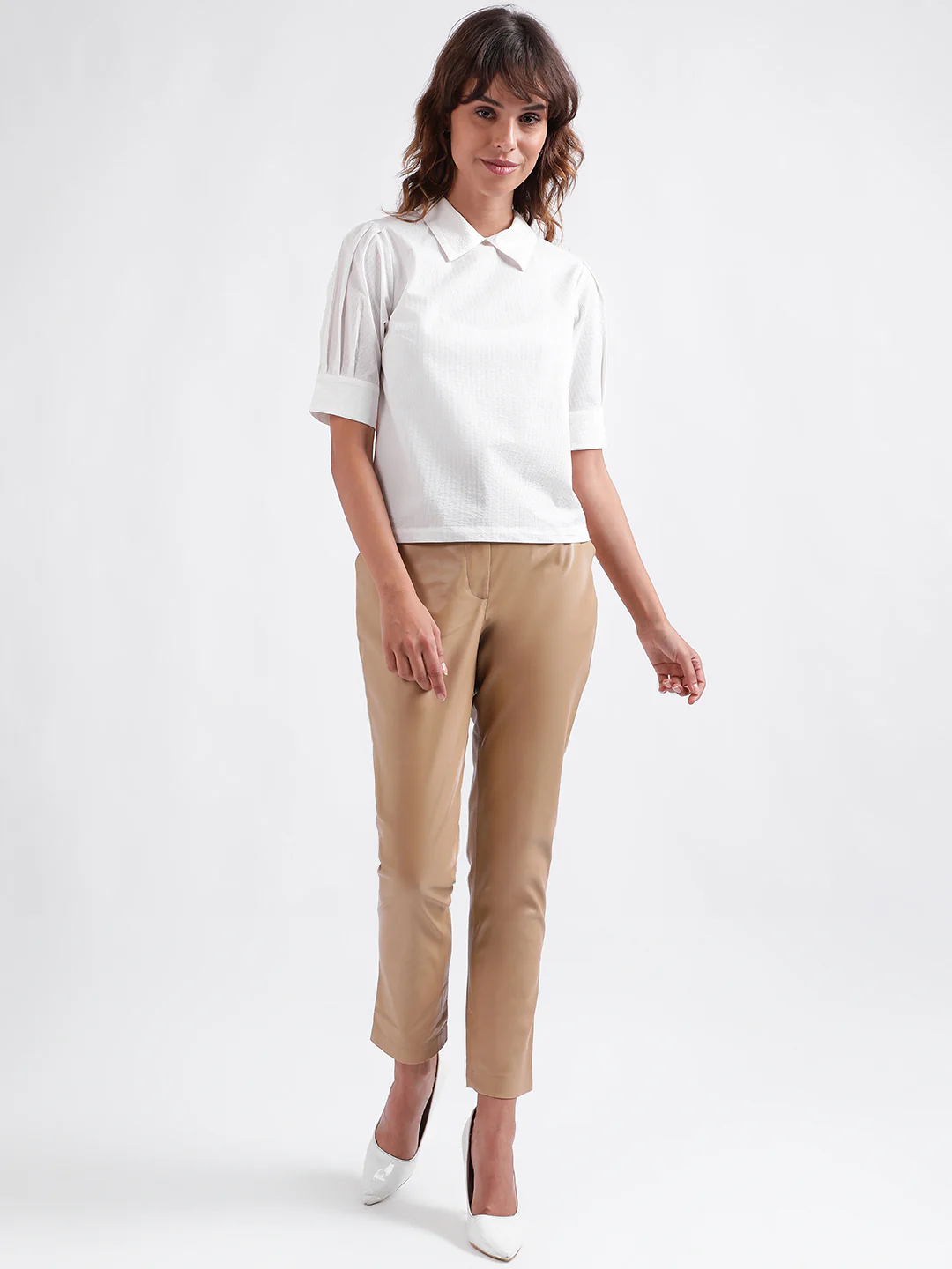 Iconic Women Beige Solid Regular Fit Trouser - Image 5