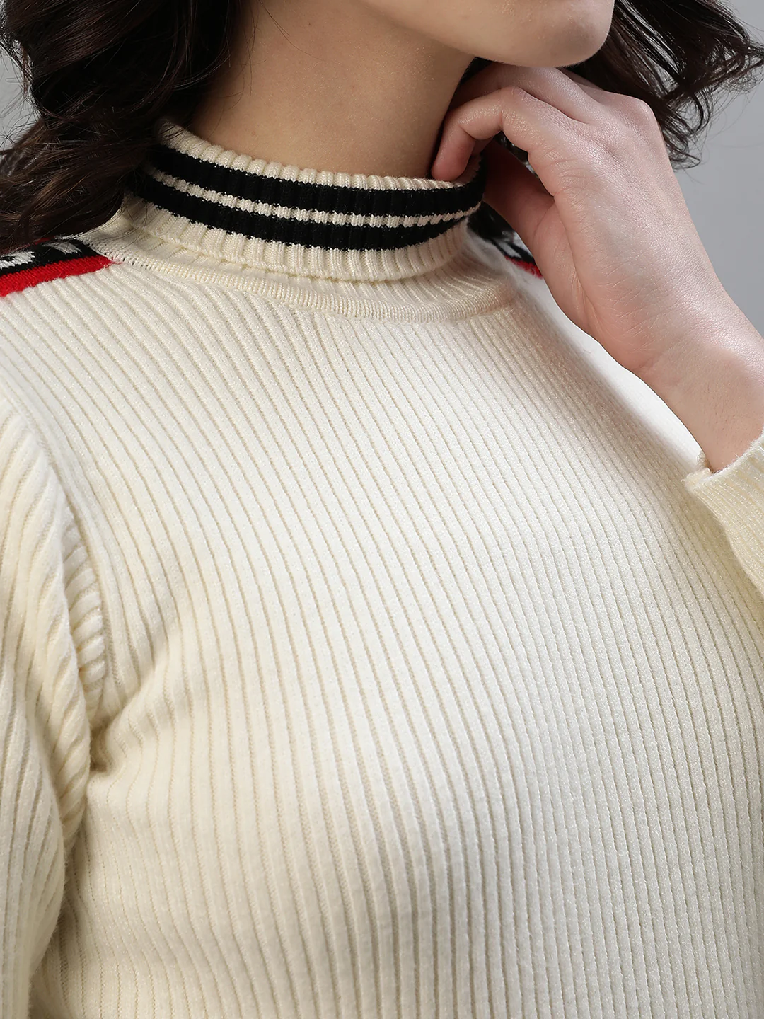 Iconic Women Cream Solid Turtle Neck Full Sleeves Sweater - Image 5