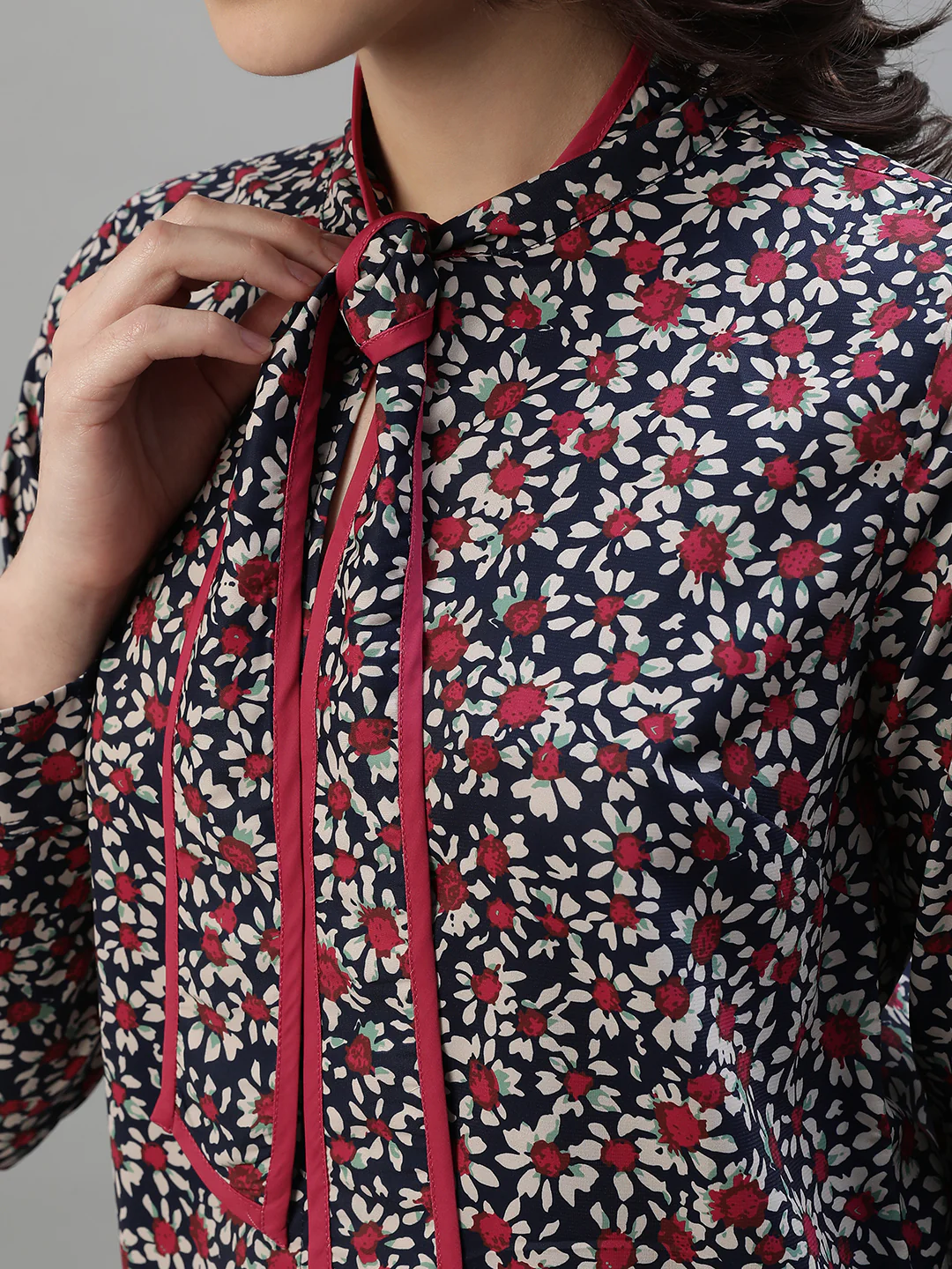 Iconic Women Multicolor Printed Tie Up Neck Full Sleeves Top - Image 7