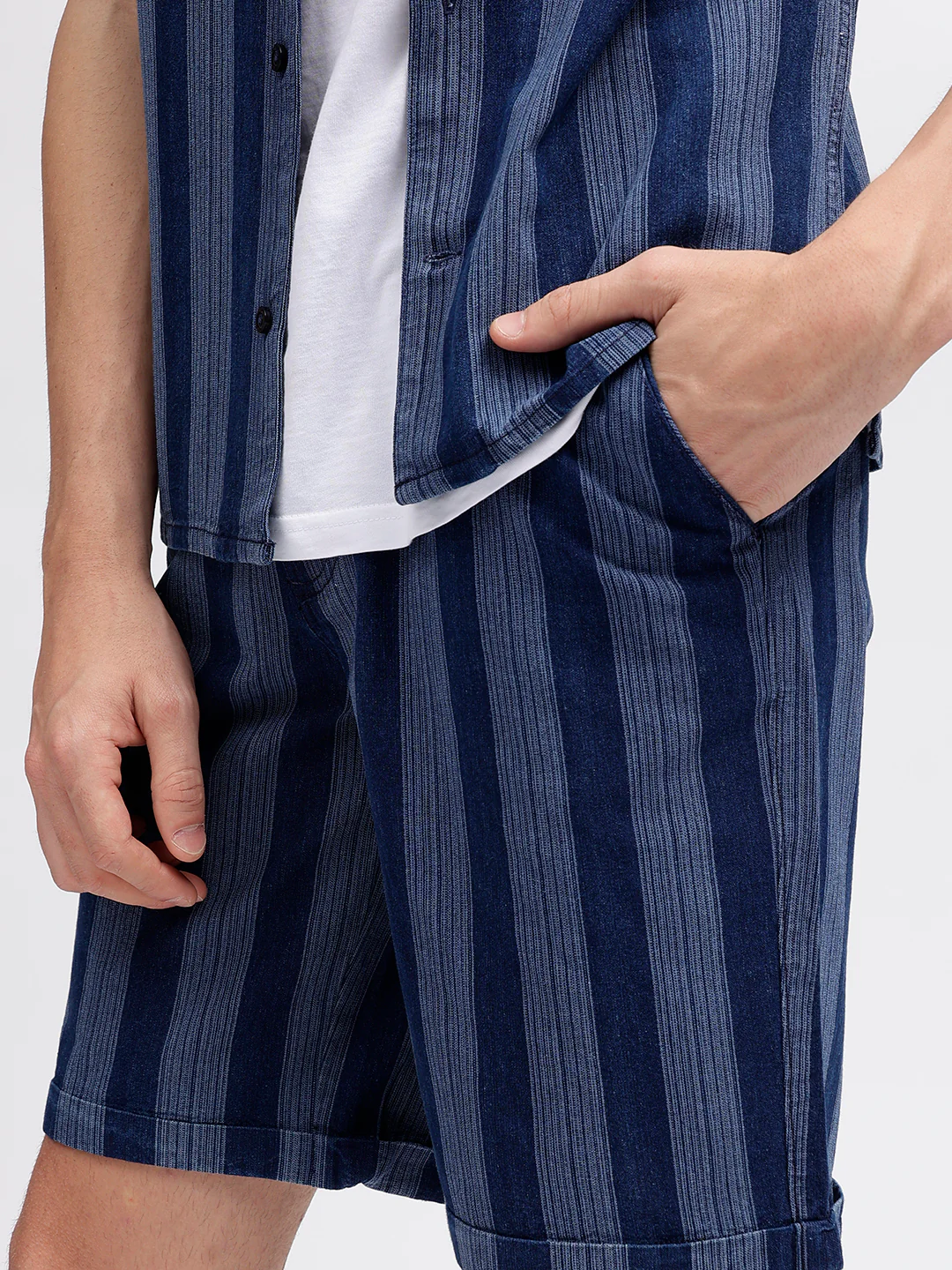 Iconic Men Navy Blue Striped Regular Fit Shorts - Image 5