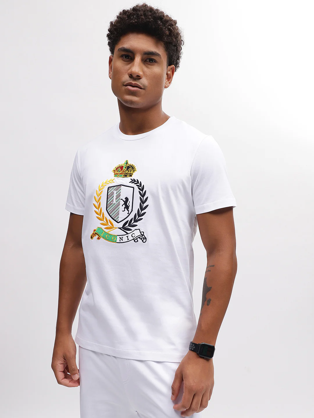 Iconic Men White Solid Round Neck Short Sleeves Tshirt - Image 2