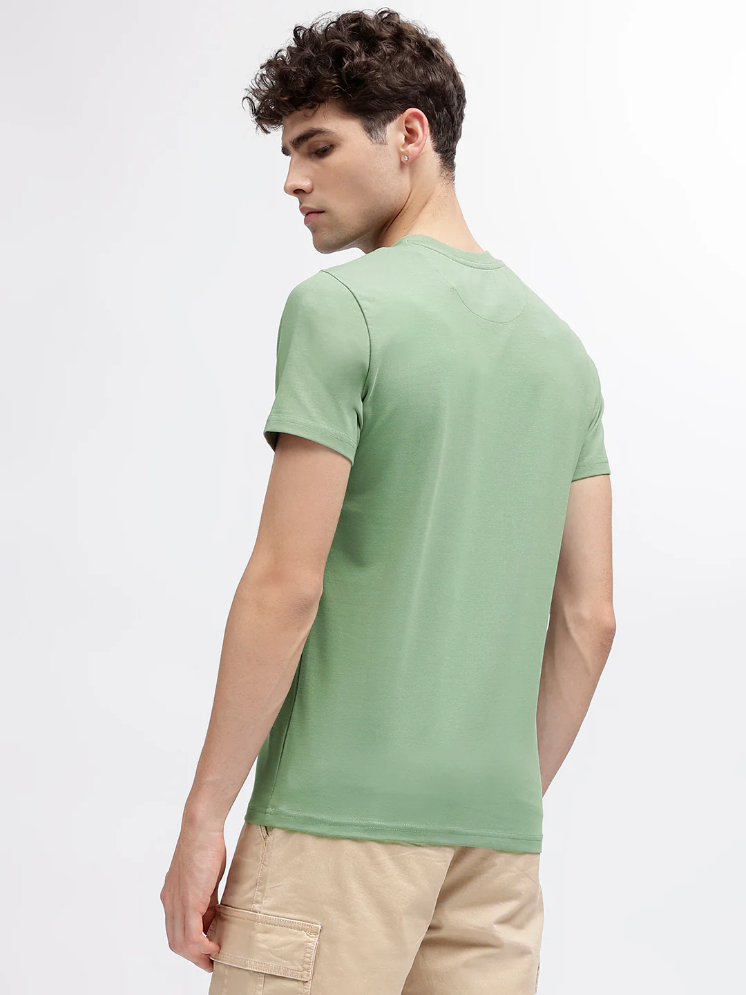 Iconic Men Green Solid Round Neck Short Sleeves Tshirt - Image 4