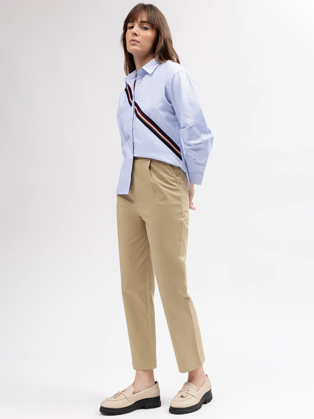 Iconic Women Khaki Solid Regular Fit Mid-Rise Trouser - Image 4