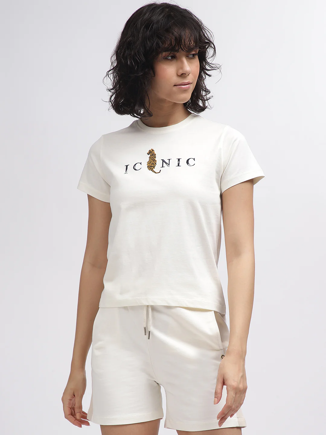 Iconic Women White Solid Round Neck Short Sleeves Tshirt