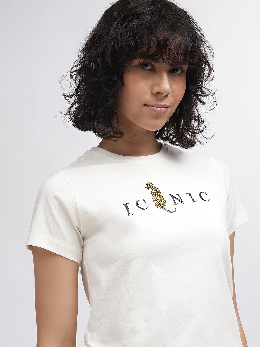 Iconic Women White Solid Round Neck Short Sleeves Tshirt - Image 5