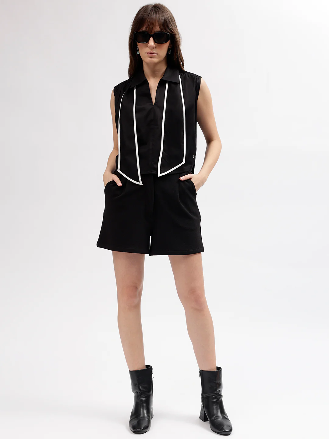 Iconic Women Black Solid Shirt Collar Sleeveless Top - Image 4