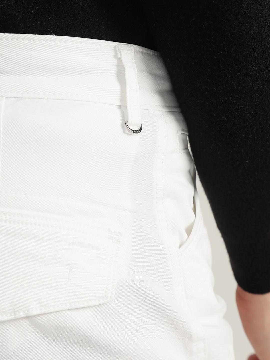 Iconic Men White Solid Regular Fit Cargo Trouser - Image 9