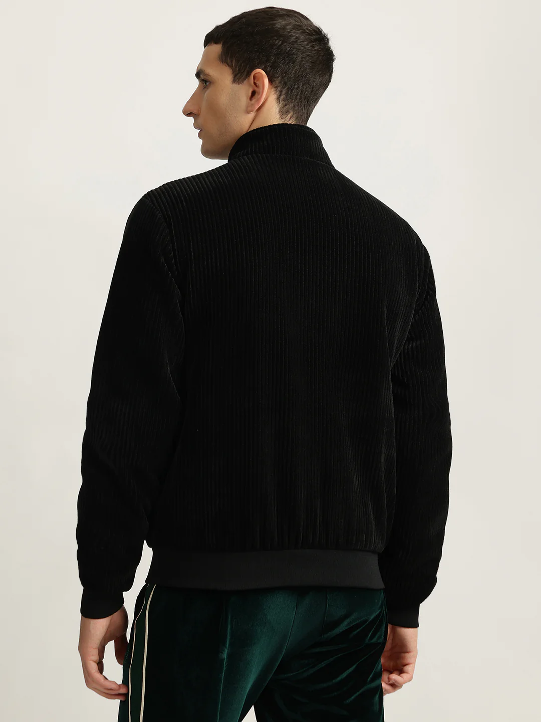 Iconic Men Black Solid Stand Collar Full Sleeves Jacket - Image 3