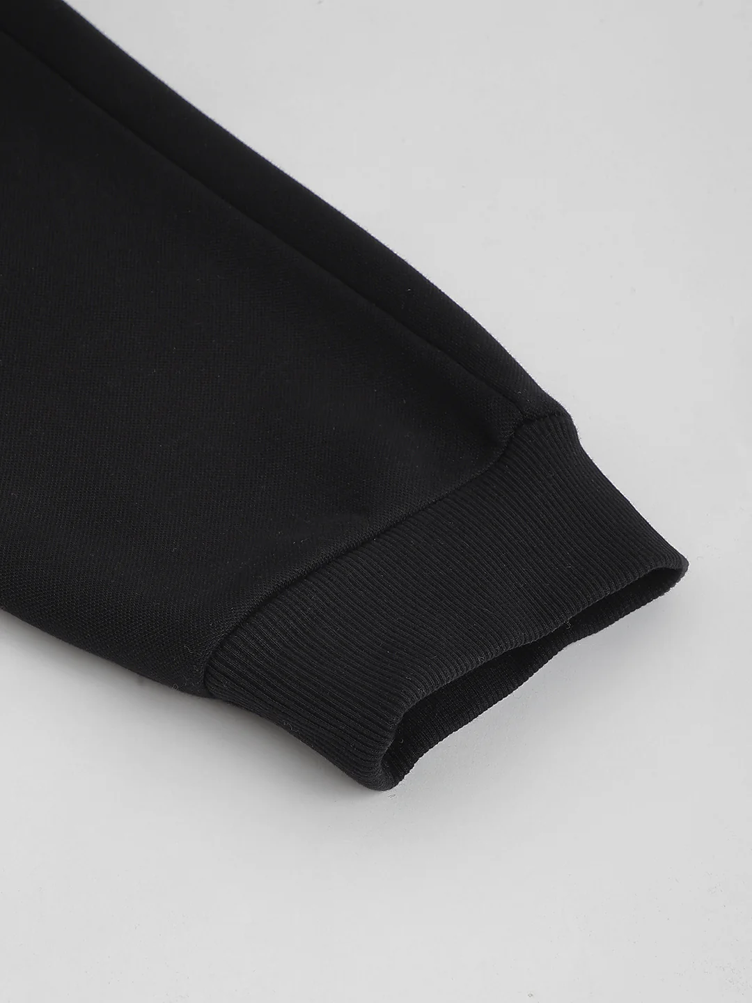 Iconic Men Black Solid Regular Fit Sweatpant - Image 7