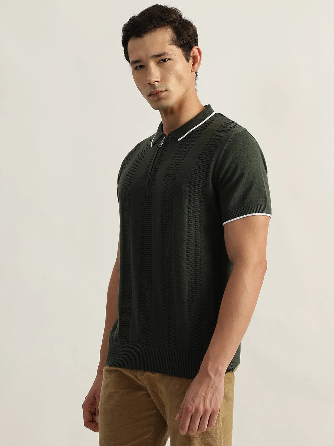 Iconic Men Green Solid Polo Polo Tshirt - Image 5