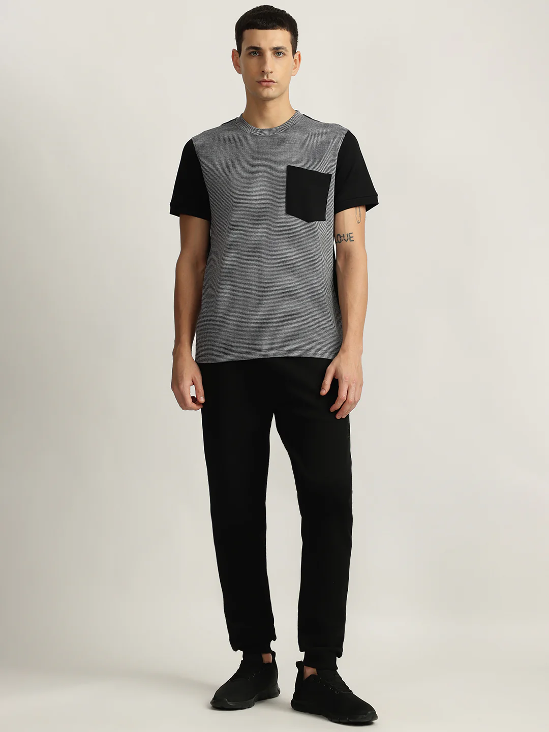 Iconic Men Black Self Design Round Neck Short Sleeves Tshirt - Image 4