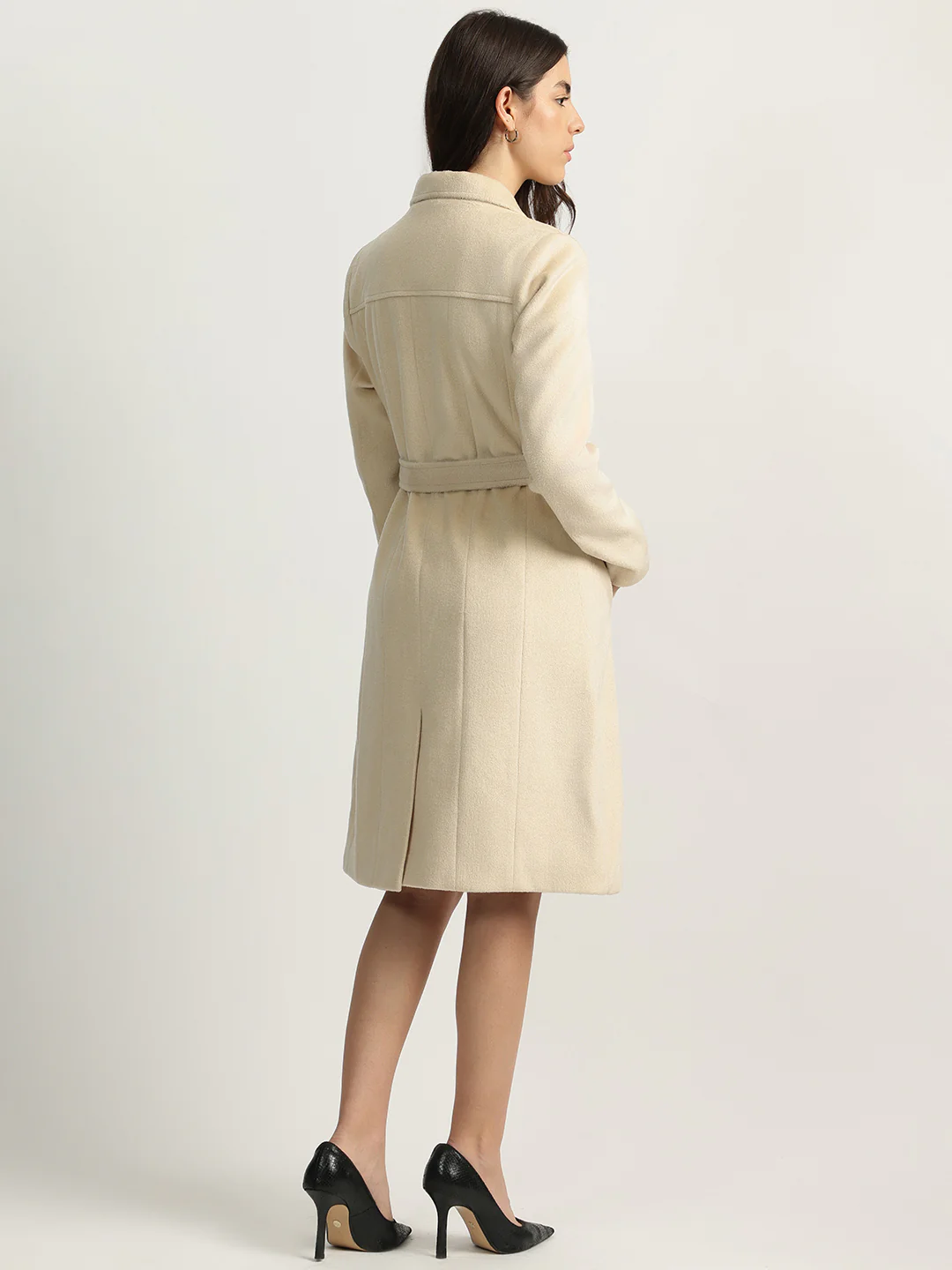Iconic Women Beige Solid Notched Collar Full Sleeves Double Breasted Overcoat - Image 3
