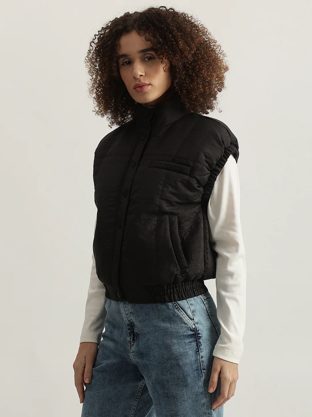 Iconic Women Black Solid Stand Collar Short Sleeves Jacket - Image 2