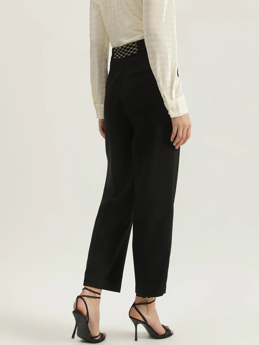 Iconic Women Black Solid Regular Fit High-Rise Flat Front Trouser - Image 3