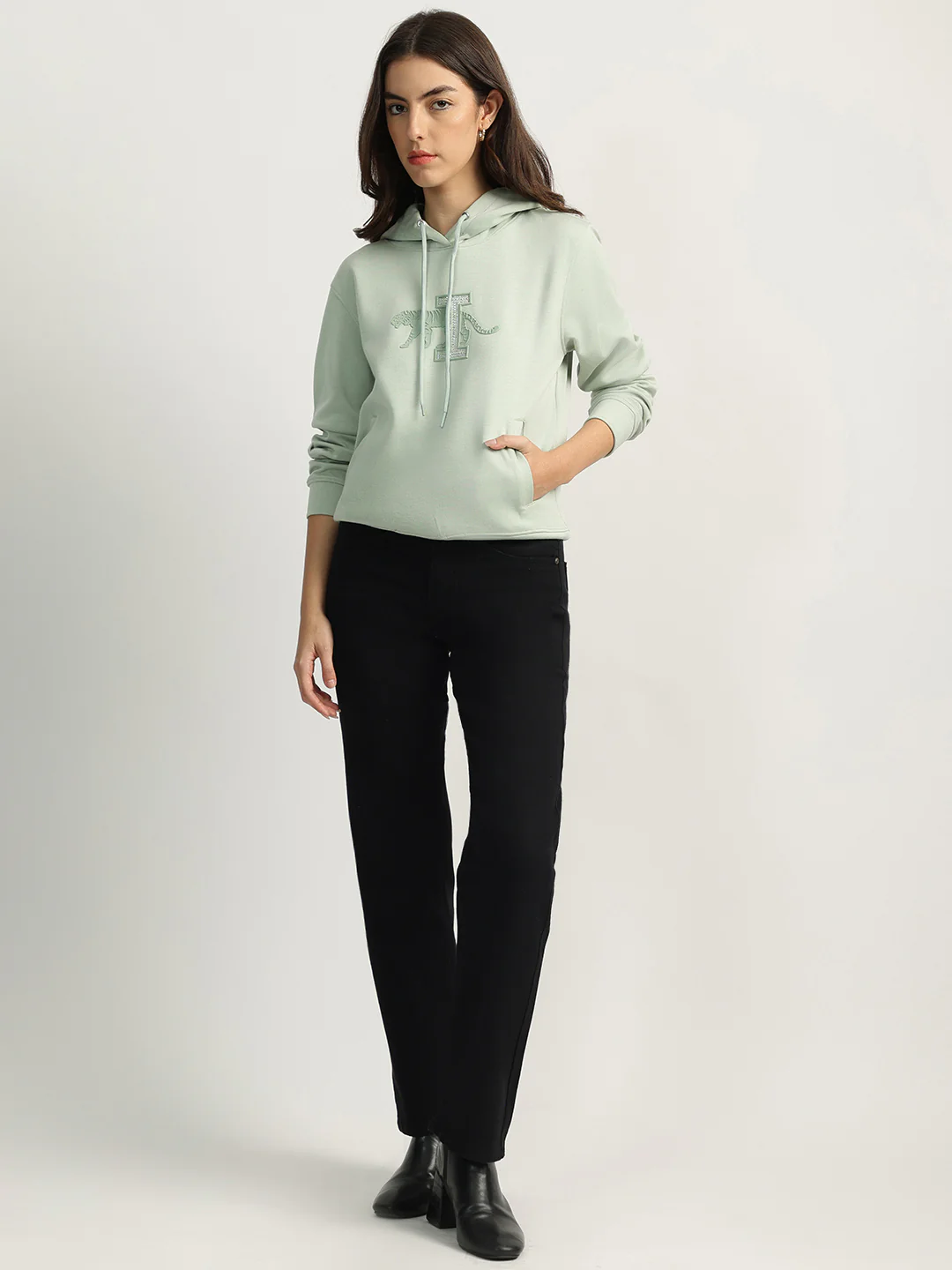 Iconic Women Green Printed Hooded Full Sleeves Sweatshirt - Image 4