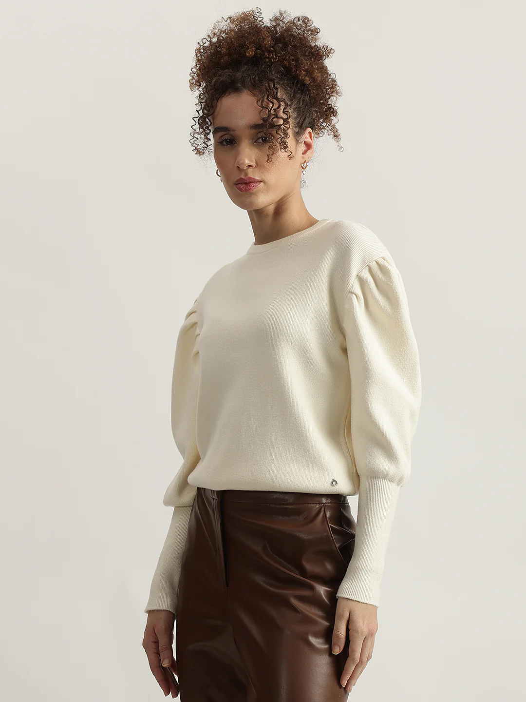 Iconic Women Cream Solid Round Neck Full Sleeves Sweater - Image 2