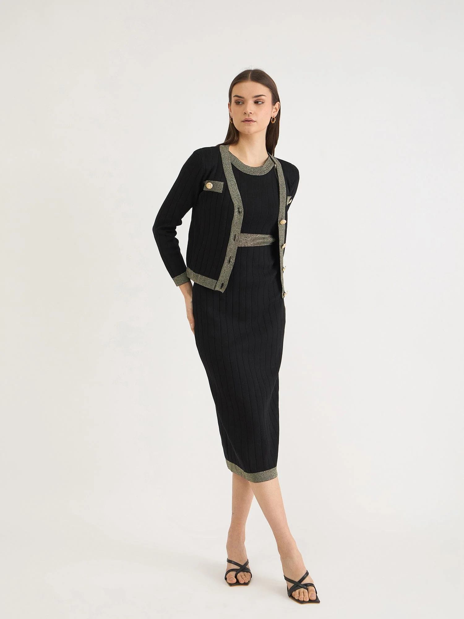 Iconic Women Black Solid V Neck Dress Set