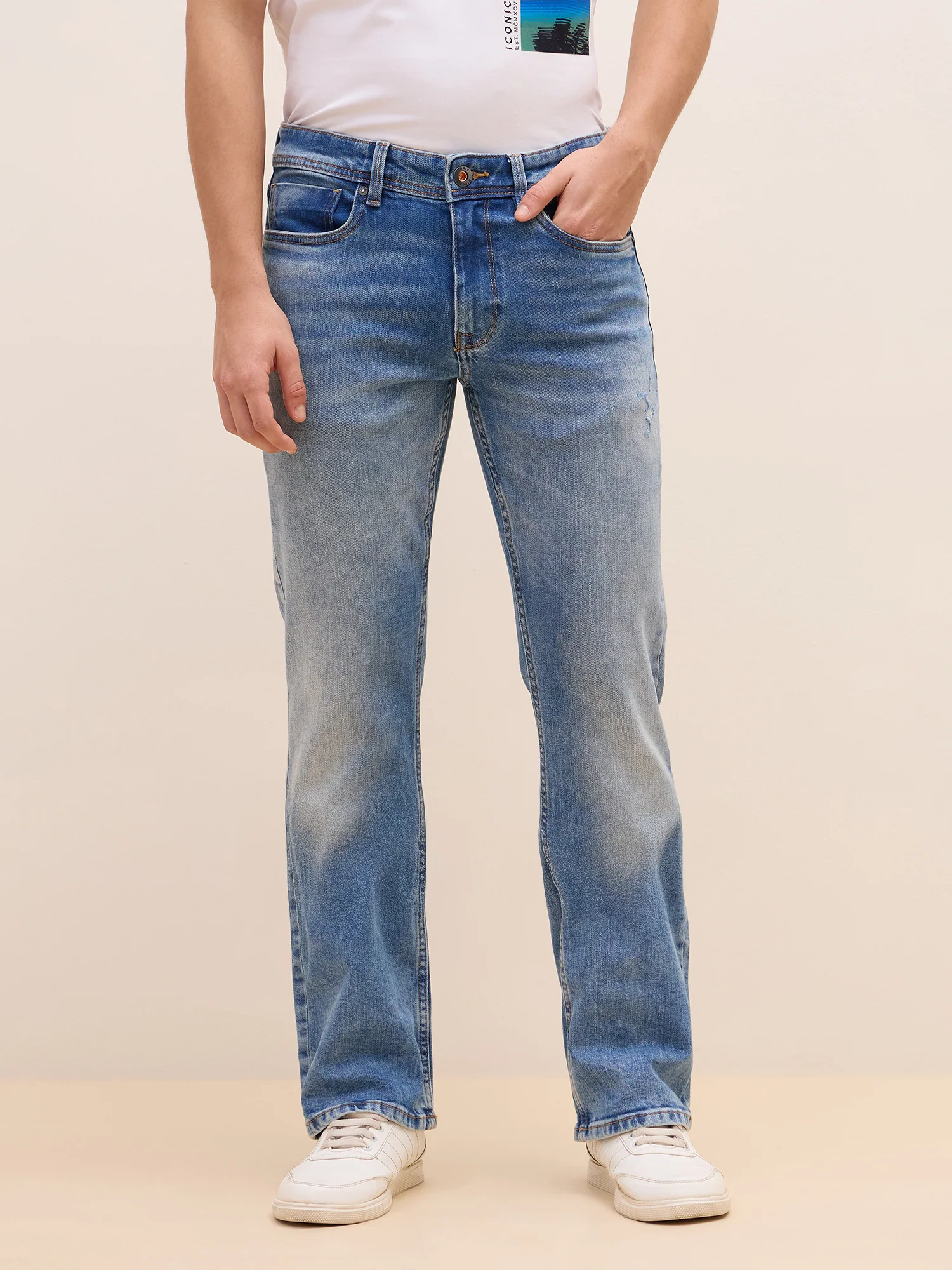 Iconic Men Blue Boot Cut Solid Jeans