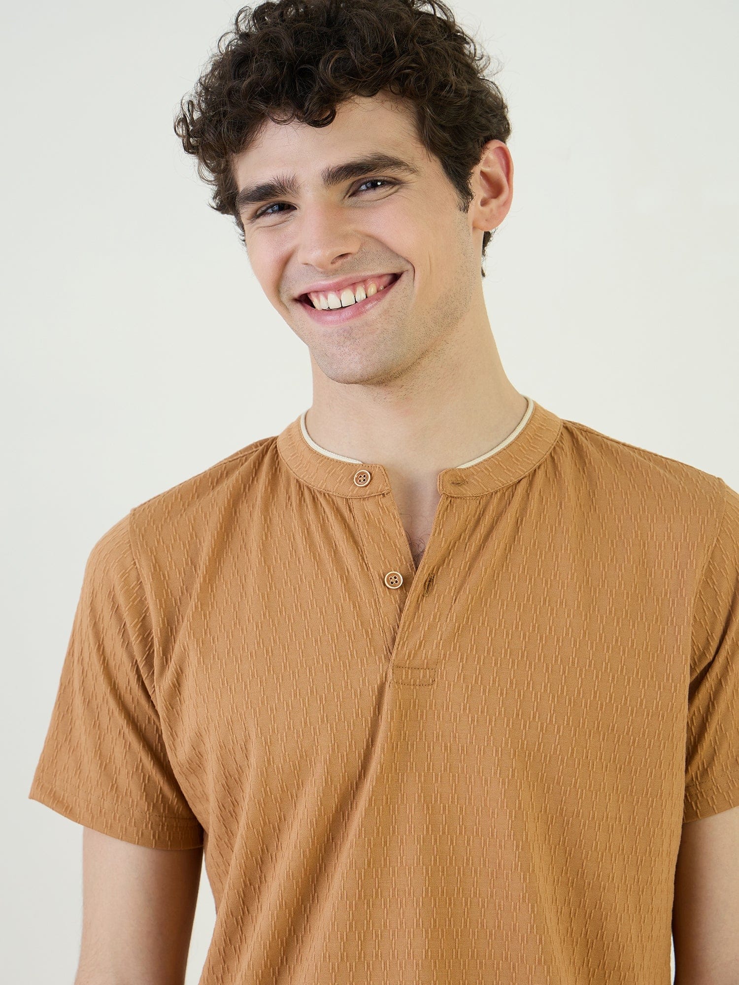 Iconic Men Brown Textured Polo Tshirt - Image 4
