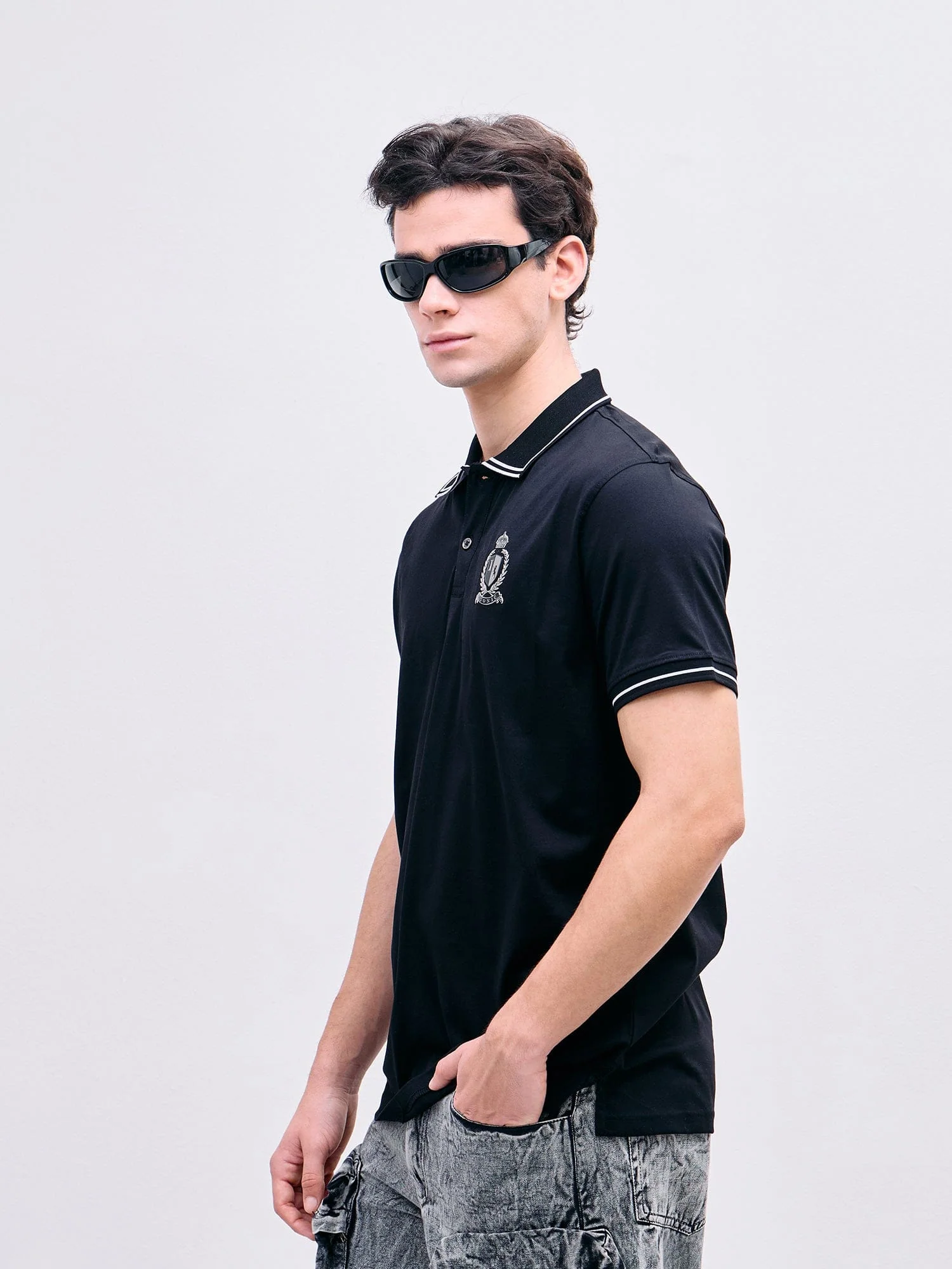 Iconic Men Black Solid Polo Tshirt - Image 4