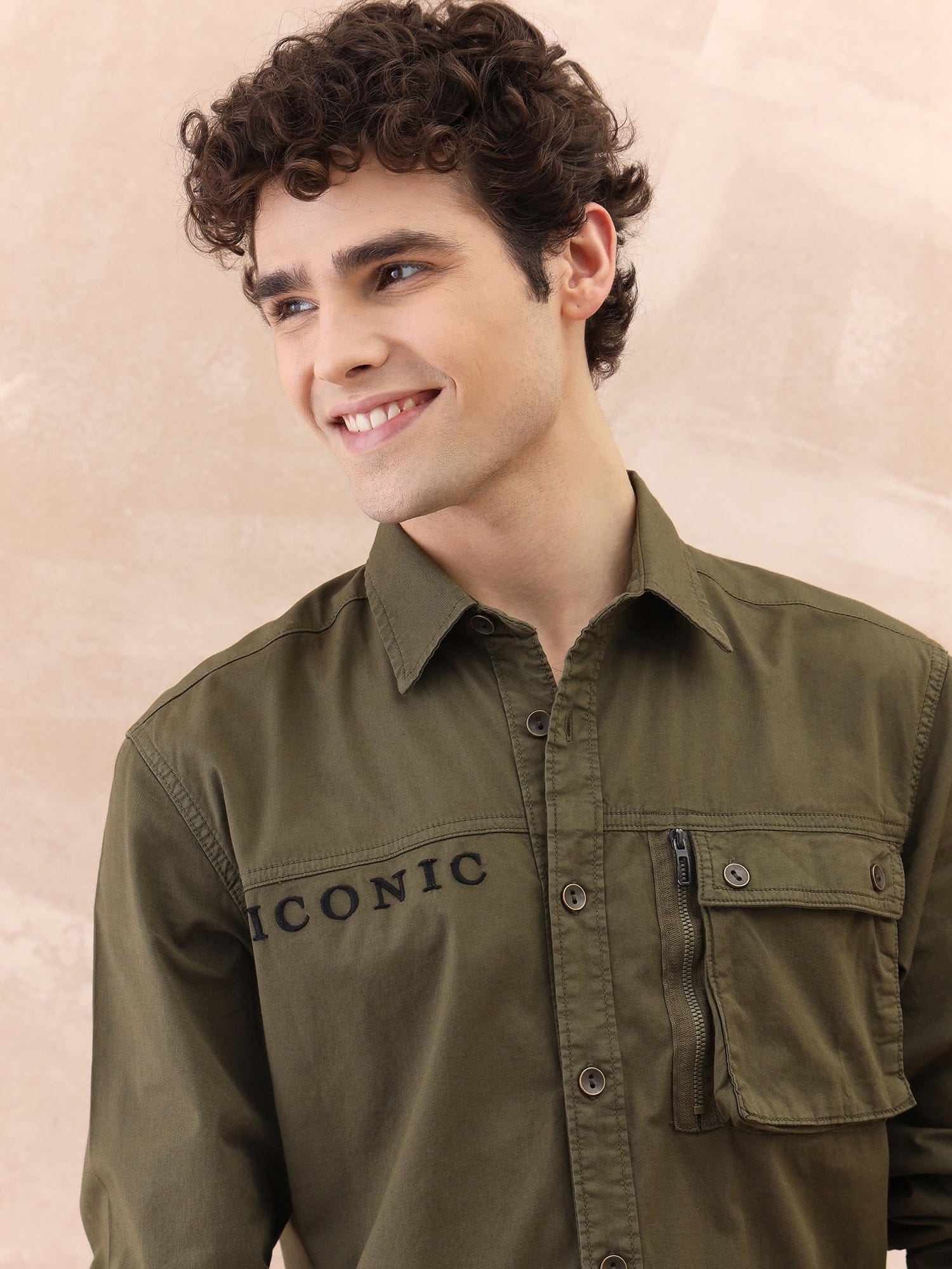 Iconic Men Green Washed Collar Shirt - Image 3