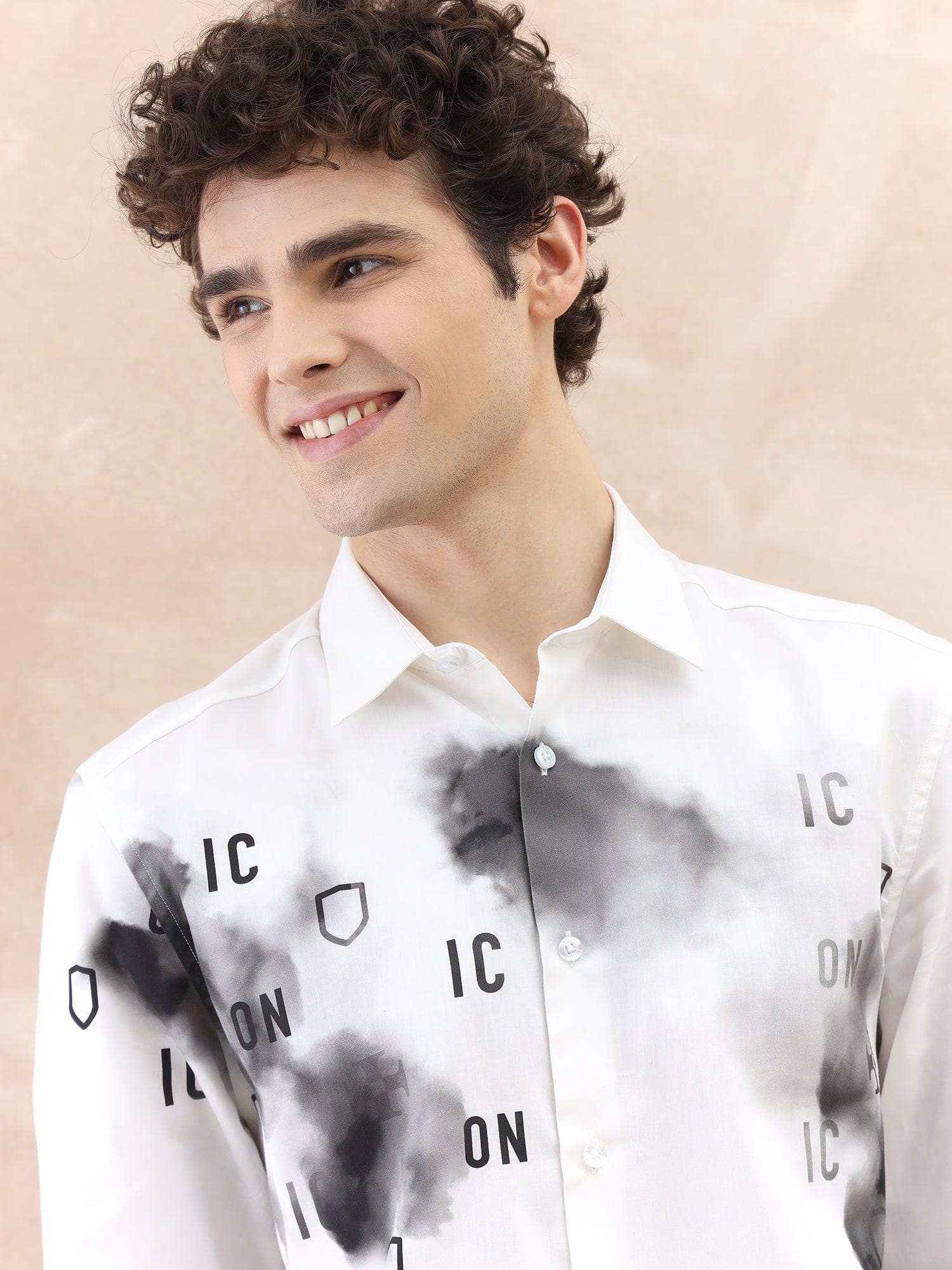 Iconic Men White Printed Collar Shirt - Image 3