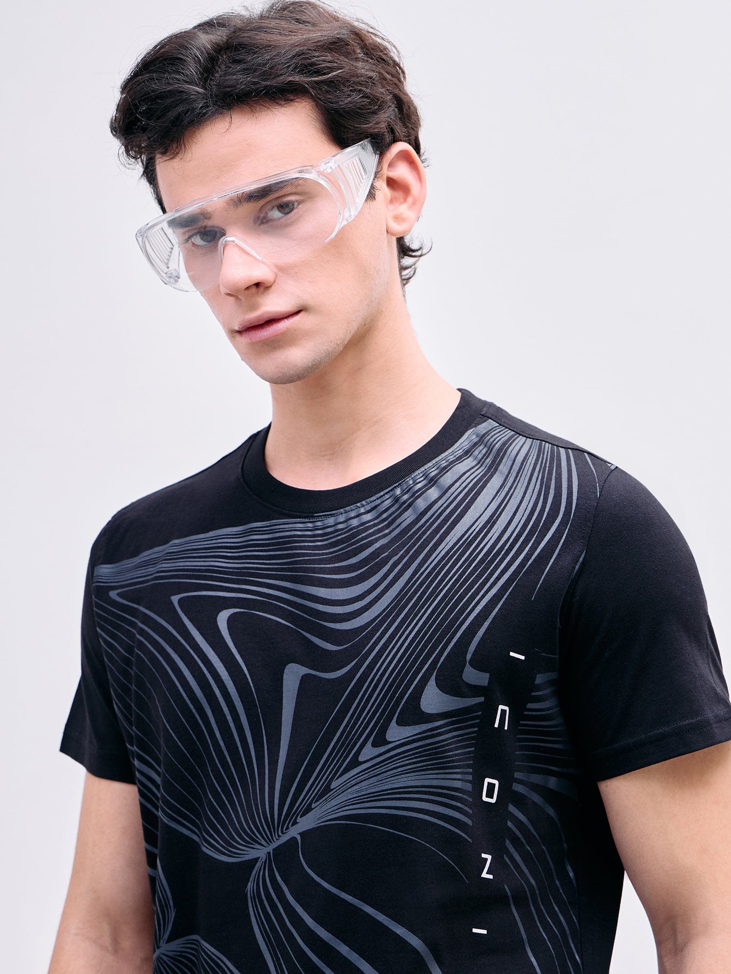 Iconic Men Black Graphic Crew Neck Tshirt - Image 5