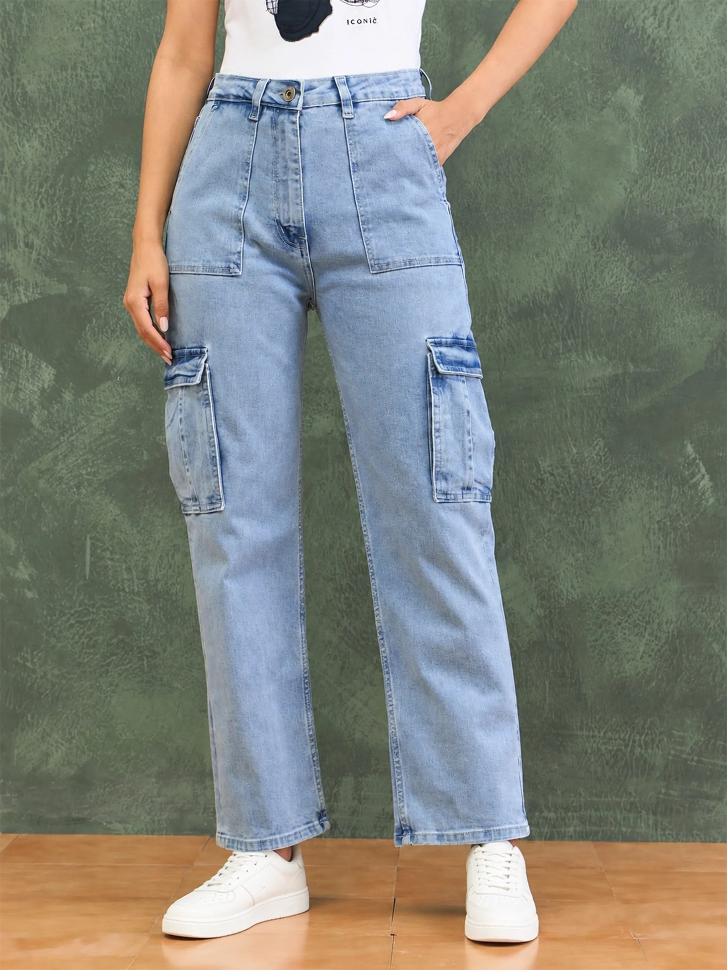 Iconic Women Blue Straight Fit Solid Jeans - Image 2