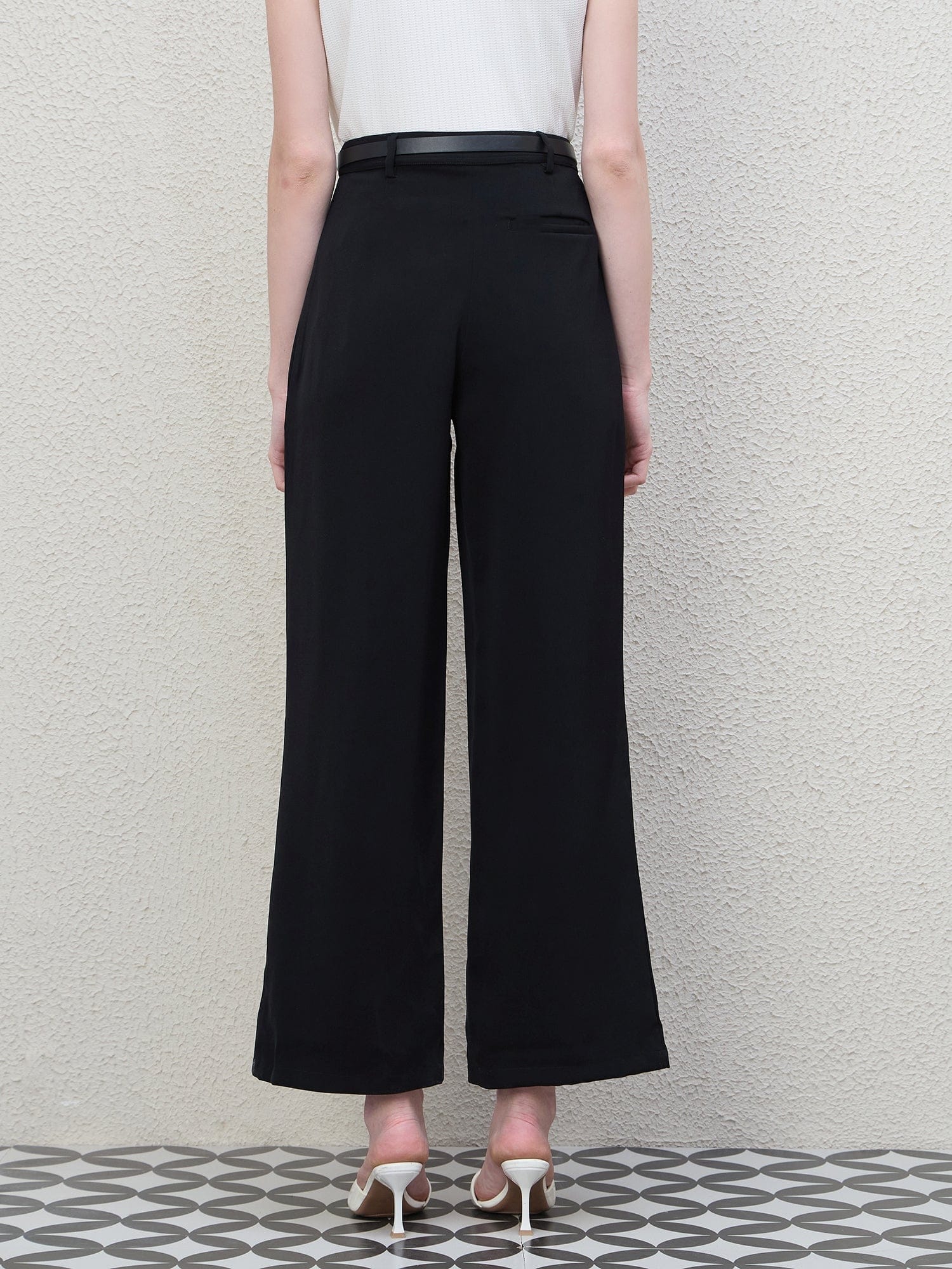 Iconic Women Black Flared Fit Solid Trouser - Image 3