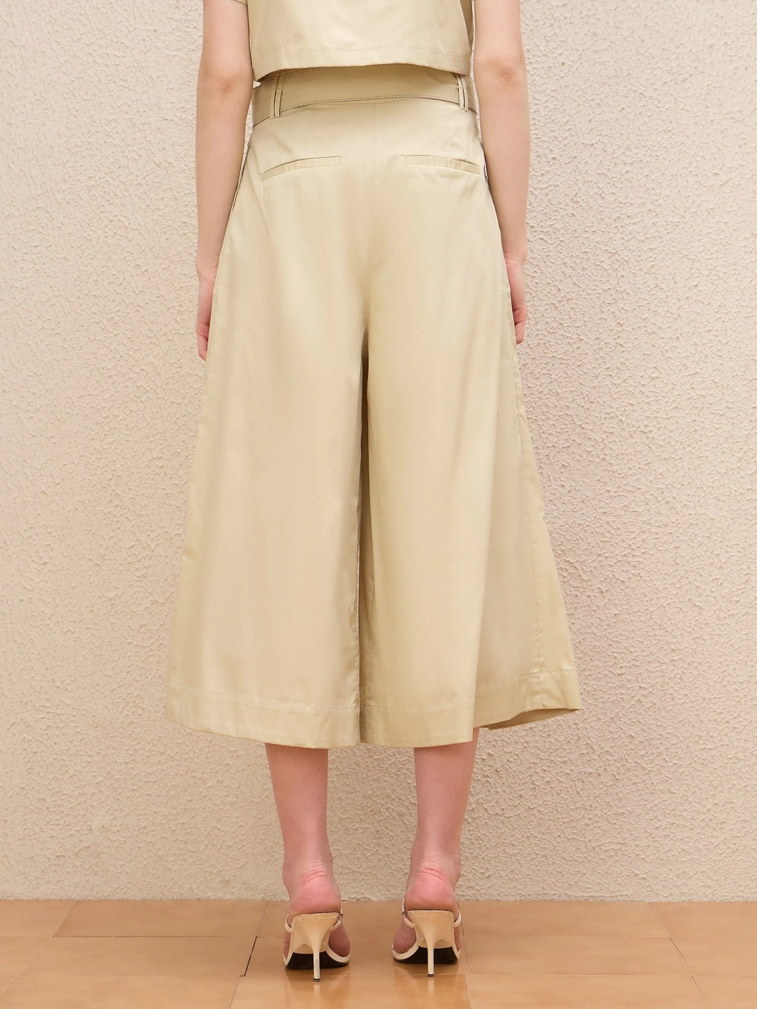 Iconic Women Cream Flared Fit Solid Trouser - Image 3