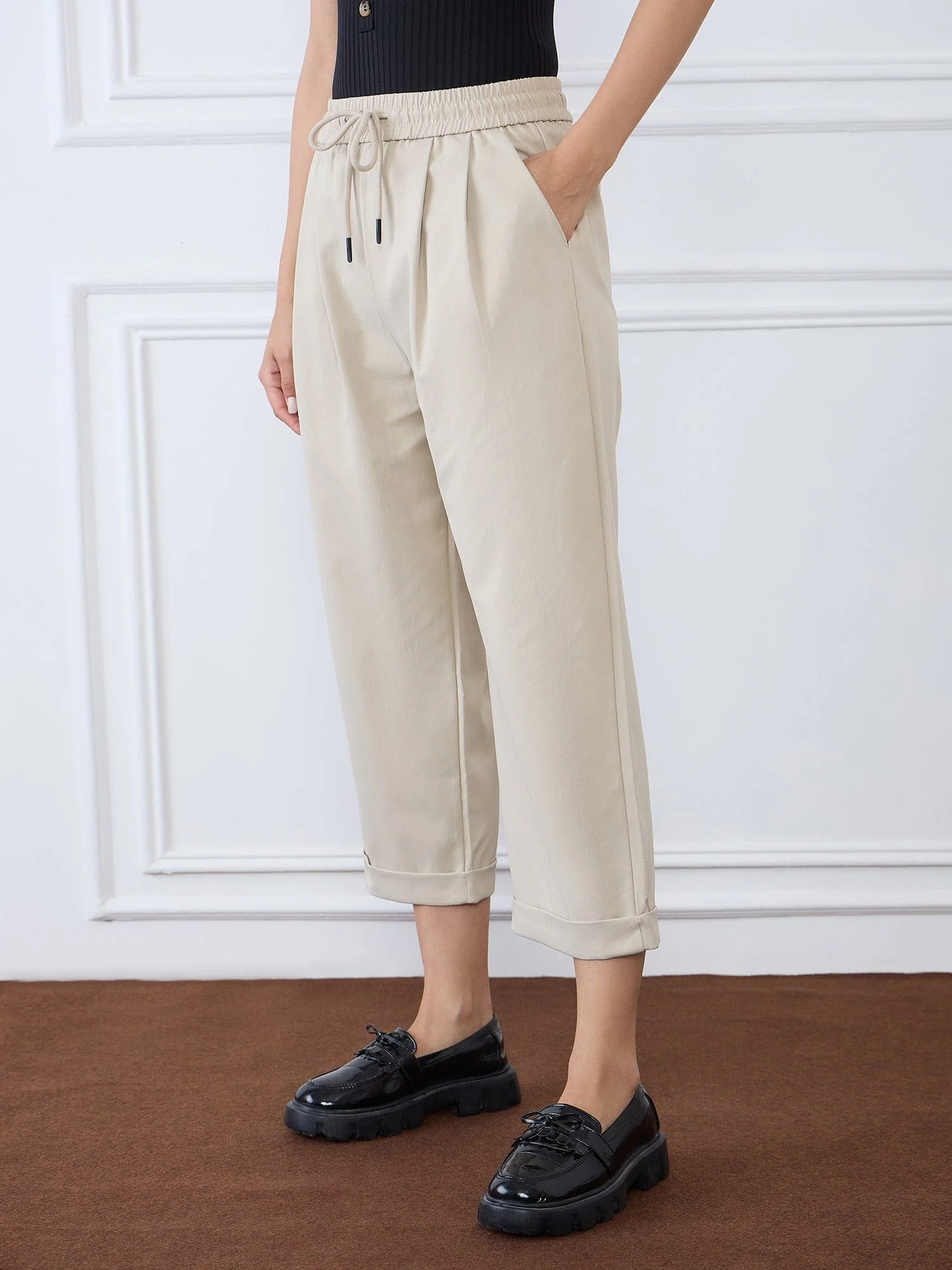 Iconic Women Brown Balloon Fit Solid Trouser - Image 3