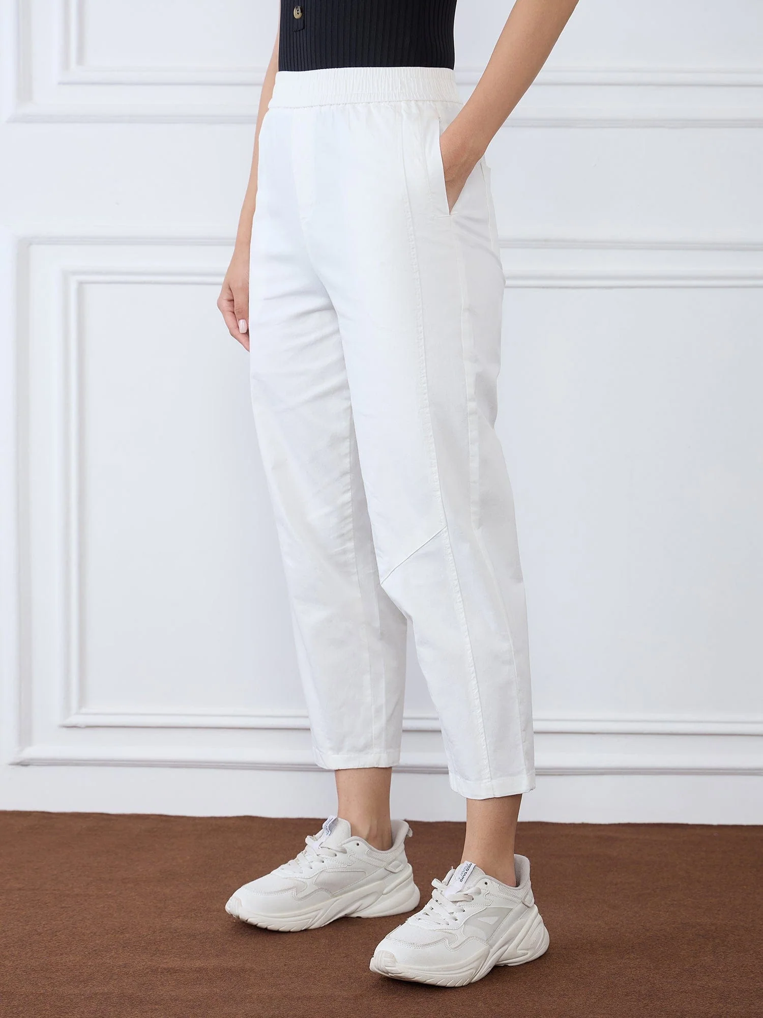 Iconic Women White Mom Fit Solid Trouser - Image 3