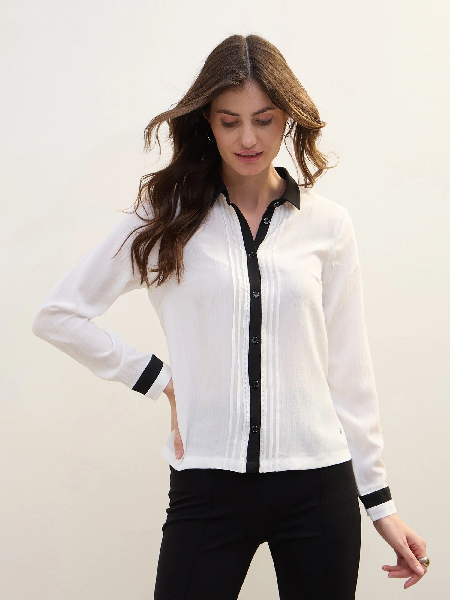 Iconic Women White Solid Collar Shirt
